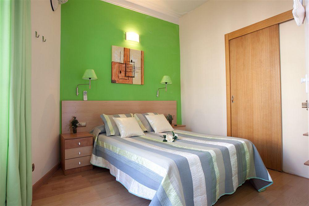 Hostel Felipe Ii *